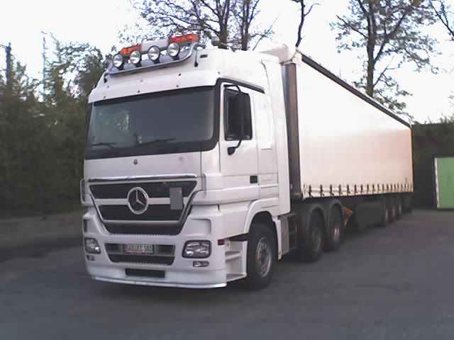 EC1802.jpg