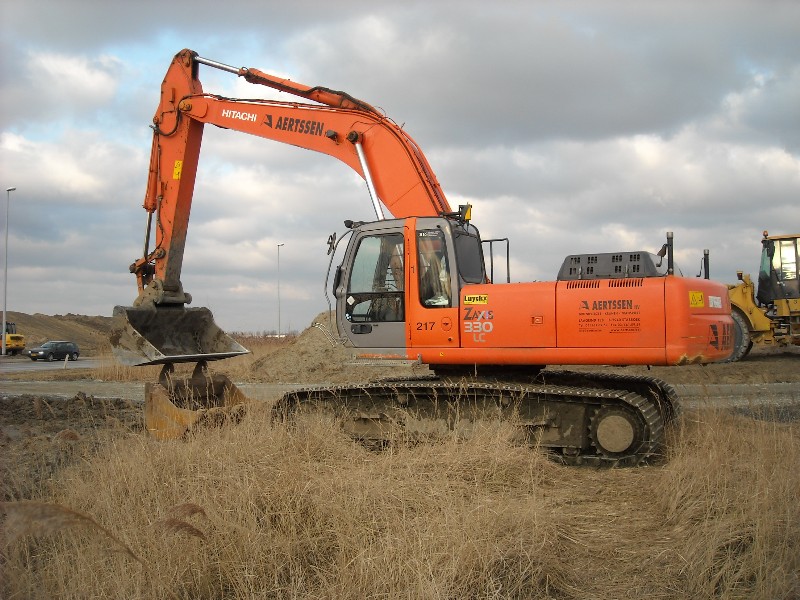 Aertssen Zaxis 330 (4).jpg