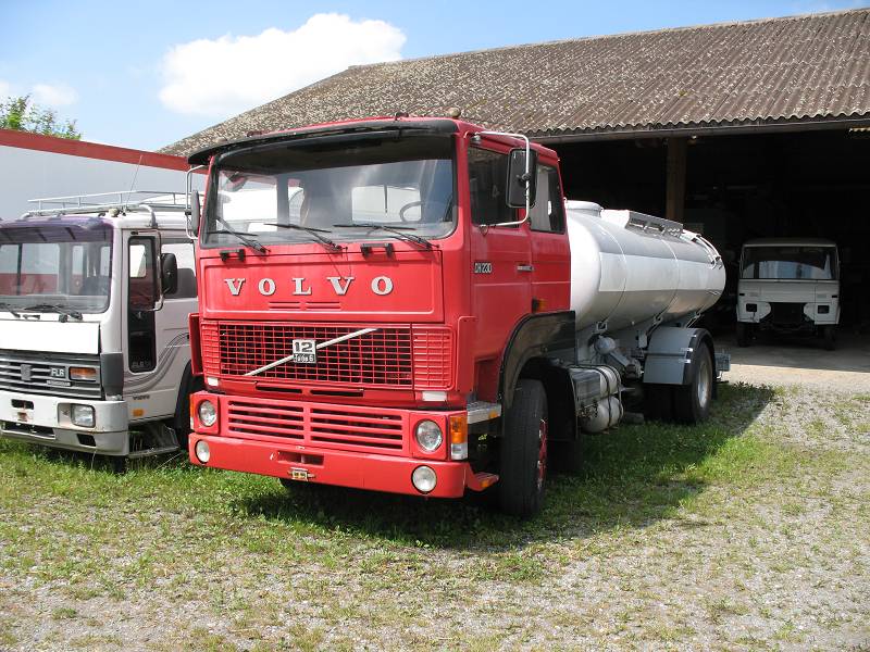 Volvoch230a.jpg