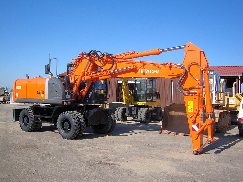 Zaxis210W-3-1.jpg