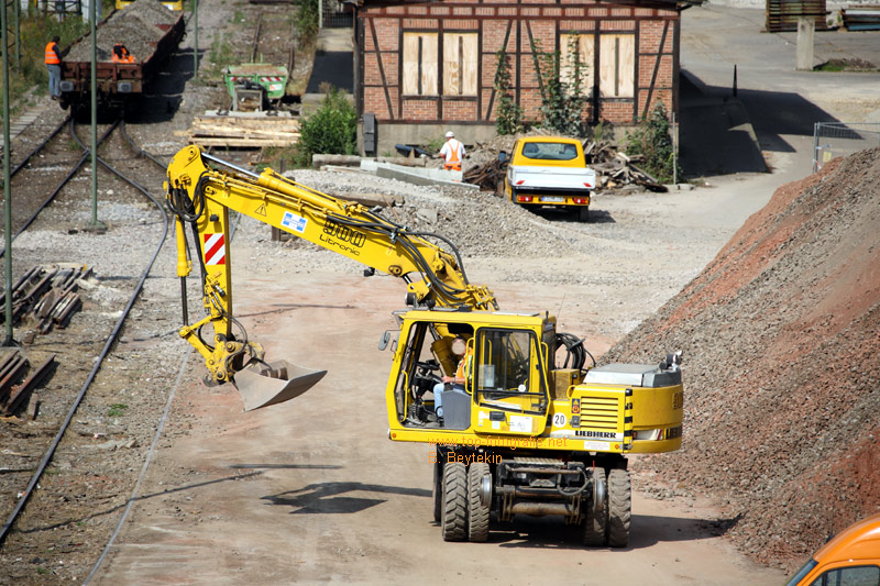 Liebherr_A900-2-Wege_7.jpg