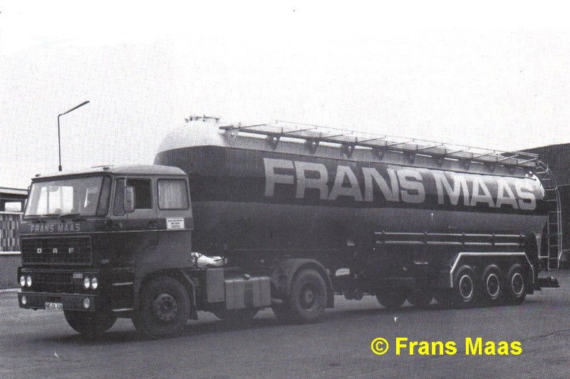 Herschaalde kopie van FMD1300 DAF 2800 bulk oplegger.jpg