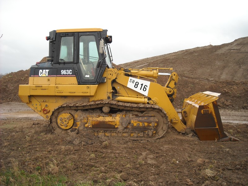 CAT 963 C (2).jpg