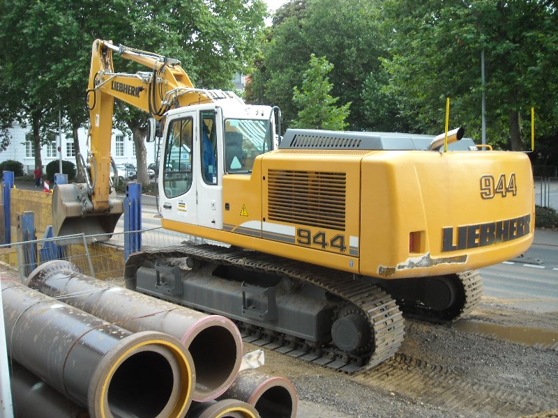 R 944 C (Strabag) 2.jpg