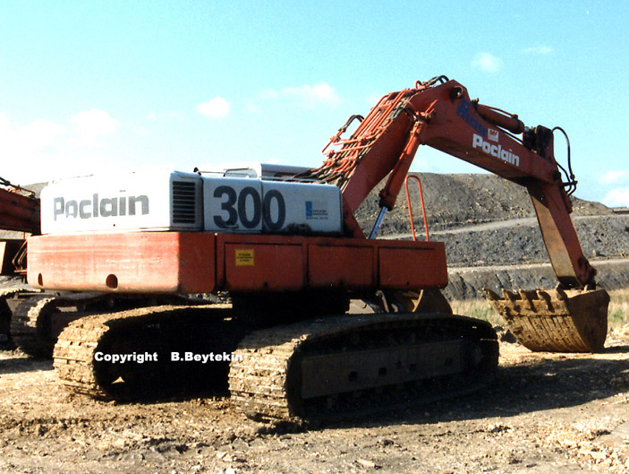 Poclain_300_1cklein.jpg