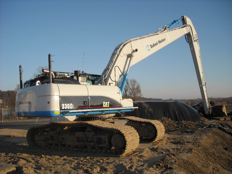 Ballast CAT 330 D (2).jpg