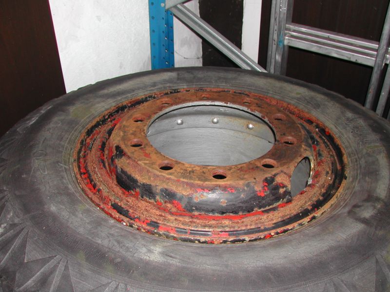 Räder und Felgen R64A 10-20 270-20 Bild 2.jpg