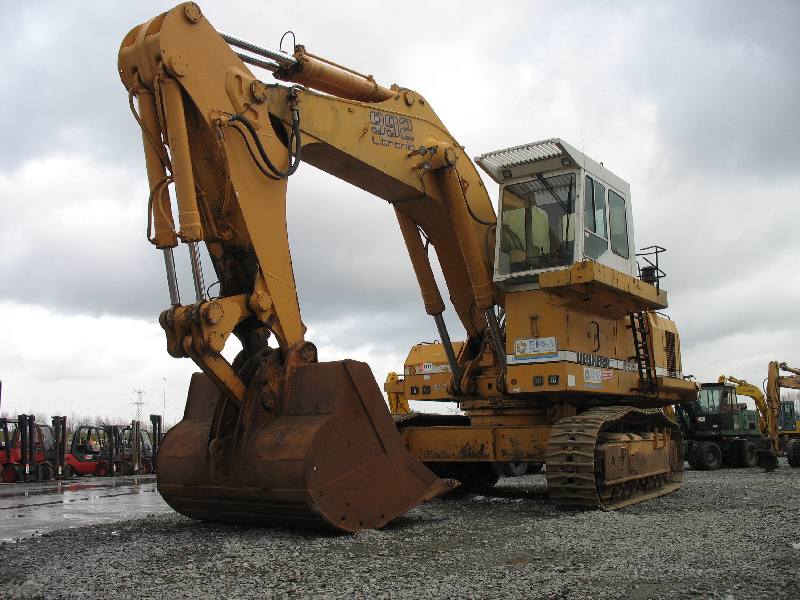 caterpillar110.jpg