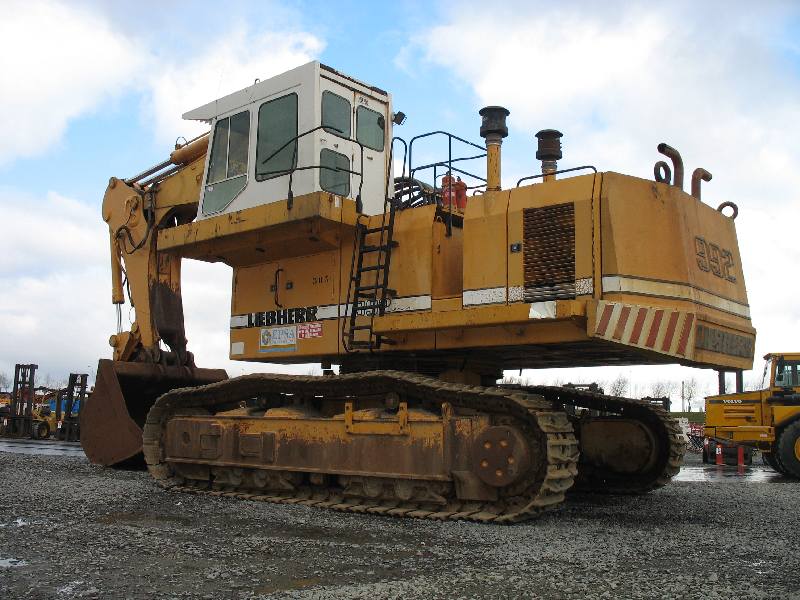 caterpillar111.jpg
