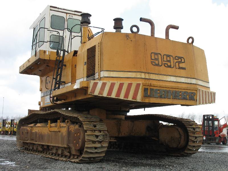 caterpillar112.jpg