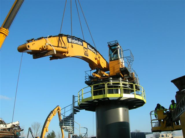Aufbau Turm Bagger E944 043.jpg