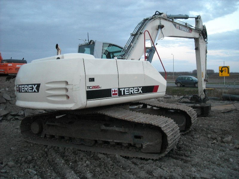 TC 260 (3).jpg
