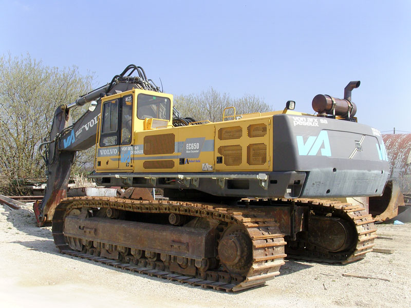 Volvo EC650 (3).jpg