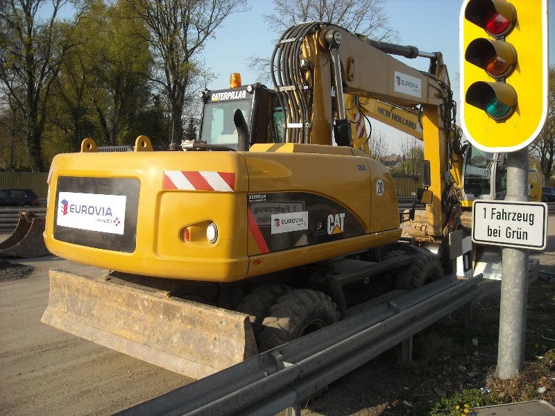 M 322 D (3).jpg
