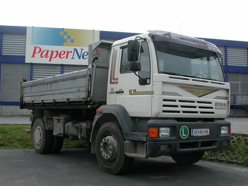 Steyr 18S28 Kipper.jpg