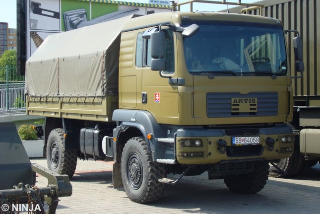 Aktis_4x4.1R_08VV_01.jpg