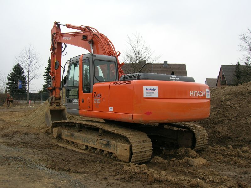 Hitachi Zaxis 210_3.jpg