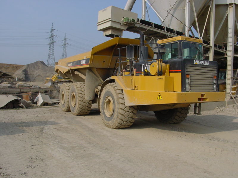dumper_catd400_bild3.jpg