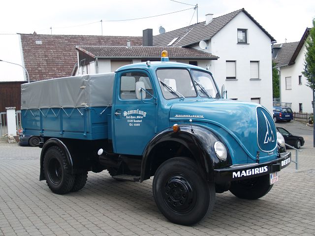 RWRW016616.jpg