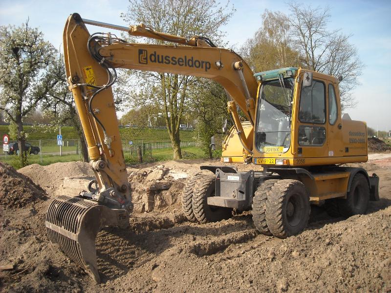 Dusseldorp EW 140 B (1).jpg