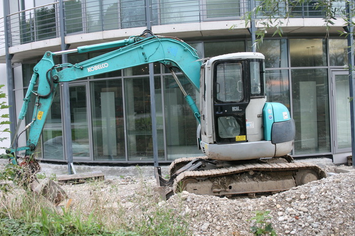 Kobelco 02.jpg