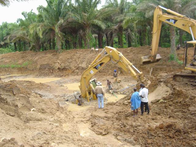 Resize of Bagger Bergung 016.jpg
