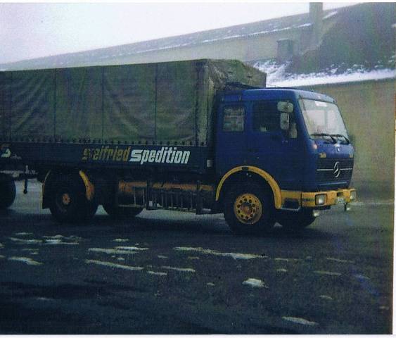Kopie von Seifried LKW Riedlingen 01 1980 Bild 2.jpg