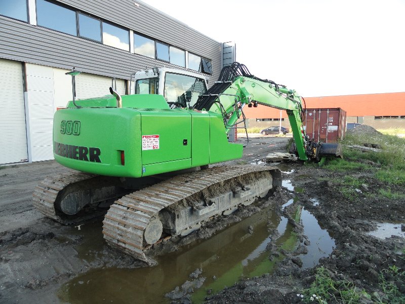 R 900 C (4).jpg