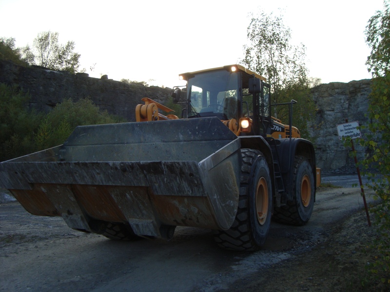 Hyundai HL 770-9 (21).jpg