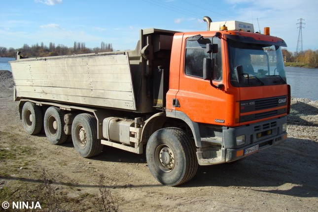 Ginaf_M4243TS_8x4_S1_02.jpg