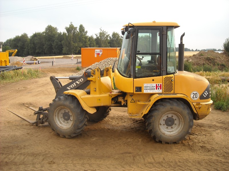 Heitkamp & H&uuml;lscher L 32 (1).jpg