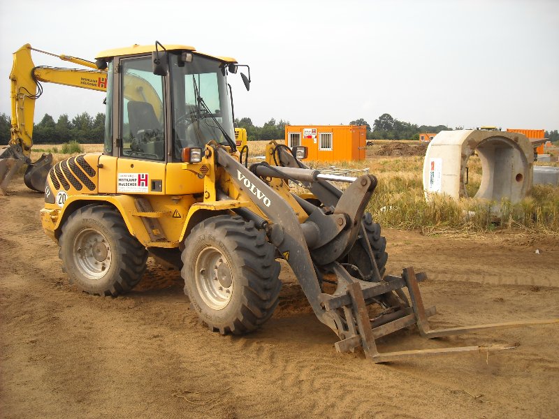 Heitkamp & H&uuml;lscher L 32 (6).jpg