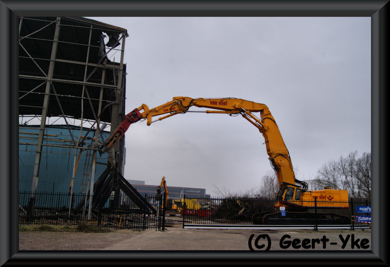 hitachi zx 870-3 triple van vliet.jpg