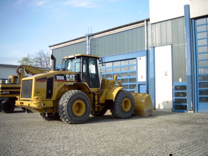 966h.jpg