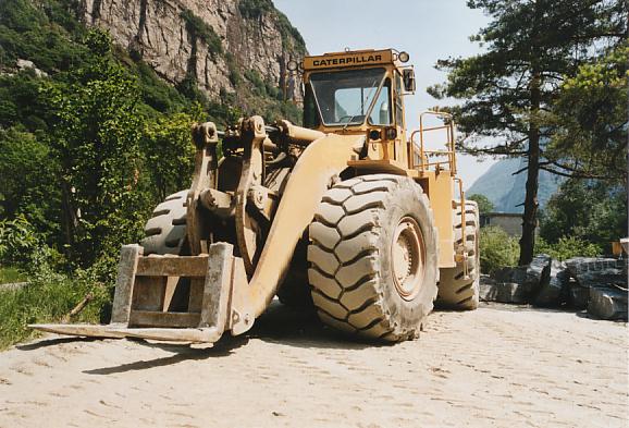 Cat988B-0002.jpg