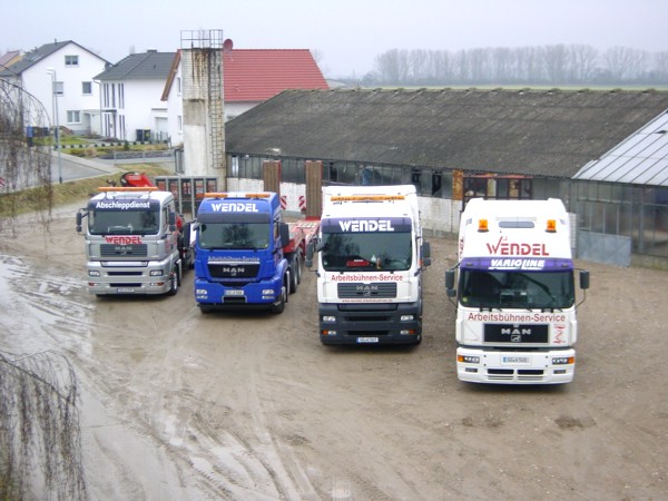 LKW-Flotte_Fernverkehr_003d.jpg