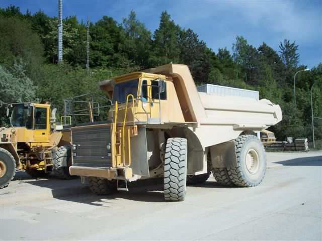 100_9777.jpg