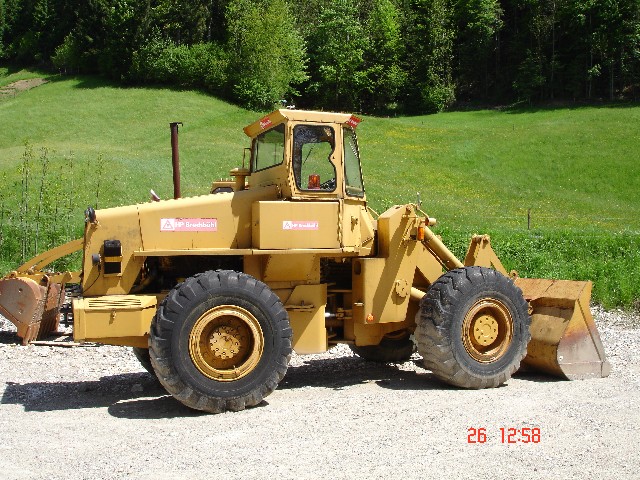 Allis Chalmers LT 645 (1).jpg