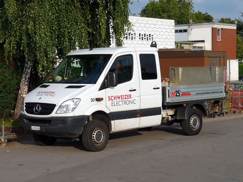 MB Sprinter DoKa Pritsche+Lbw  Schweizer Electronic.jpg