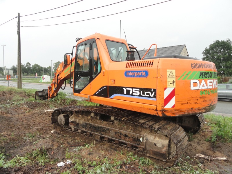 Steven Solar 175-V (3).jpg