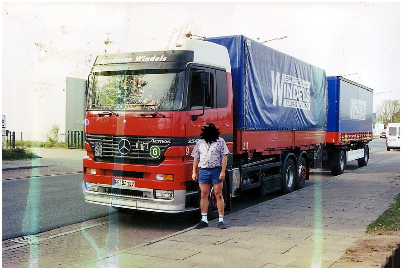 MB Actros Windels.jpg