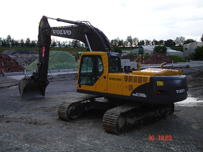 Vorf&uuml;hrmaschine Volvo EC 290 B LC  Mai '06 (2).jpg