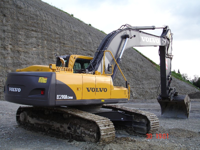 Vorf&uuml;hrmaschine Volvo EC 290 B LC  Mai '06 (3).jpg