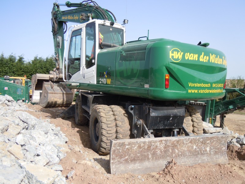 Wielen ZX 210 W (1).jpg