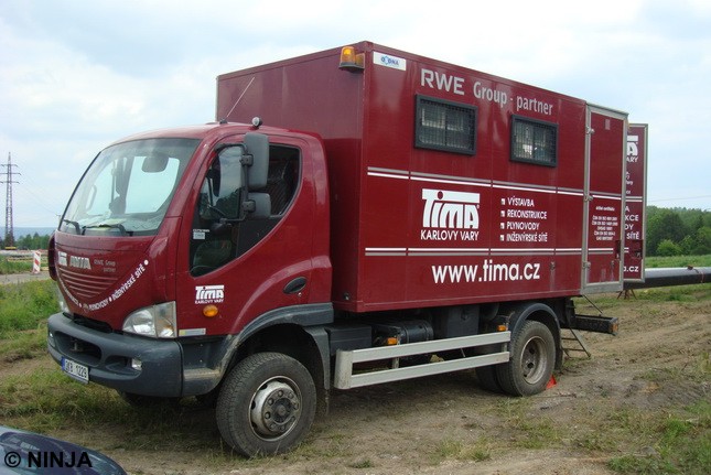 Avia_D75-185_4x4_PD_01.jpg