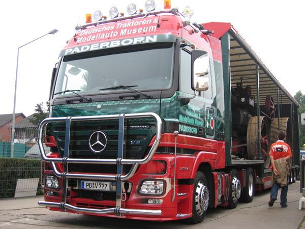 Oskar-Vogel-Actros-2554.jpg