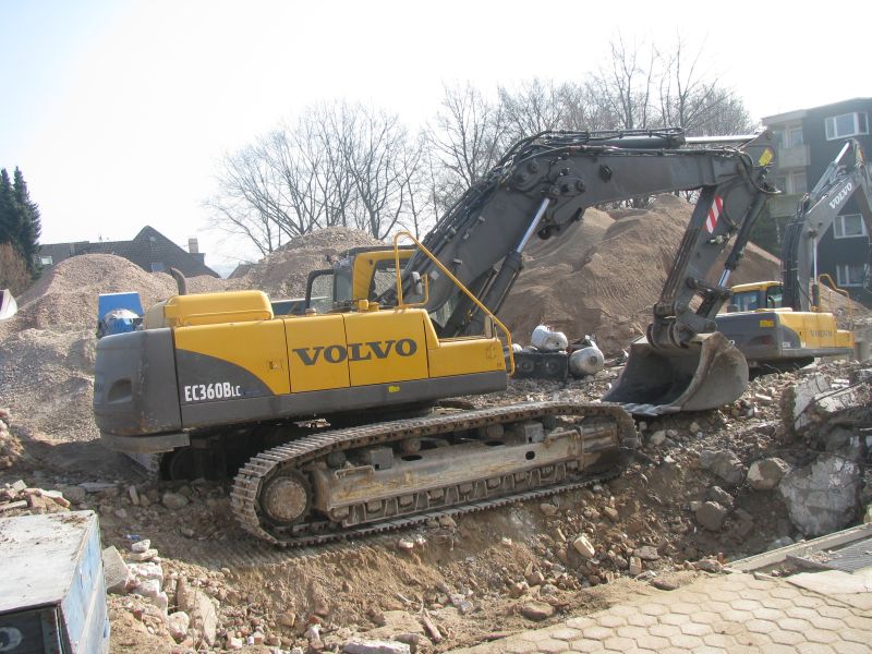 EC 360 B.jpg