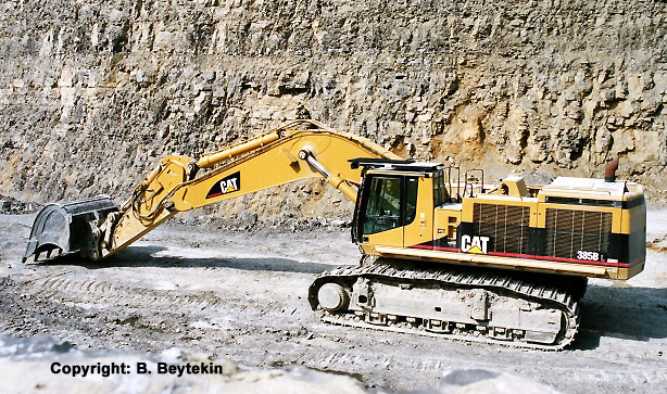 Cat_385B L_3.jpg