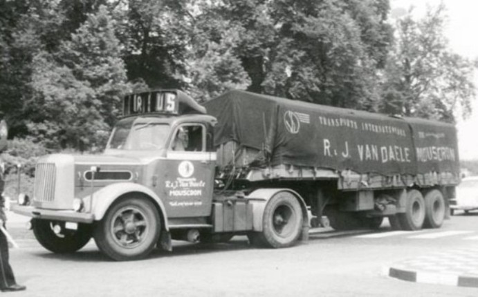 Vandaele Moucron.jpg