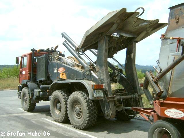 Fa.Föckersperger MAN 33.464 13°° A3 Autohof24 (1).jpg
